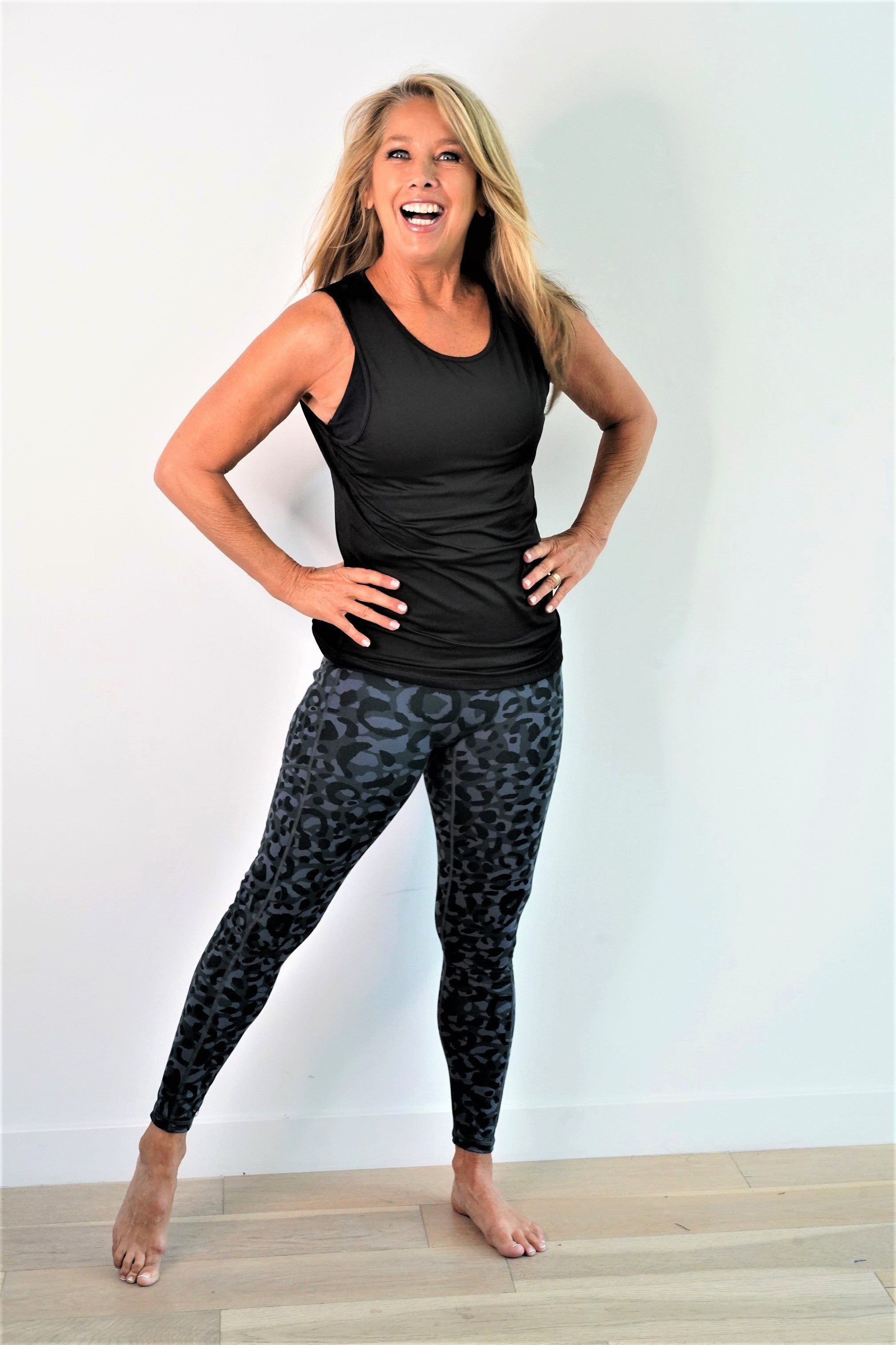 Yvette - Who says sportswear can't be chic? Sports bras are a great way to  keep you supported, but they can also look stylish with pants!😜 🔗:   #sportswear #bra #yvettesports #pants #