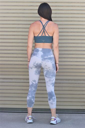 Vita Atletica High Waist Tie Dye Yoga Leggings Tummy Control Capri Length Stretch Athletic Workout Pants